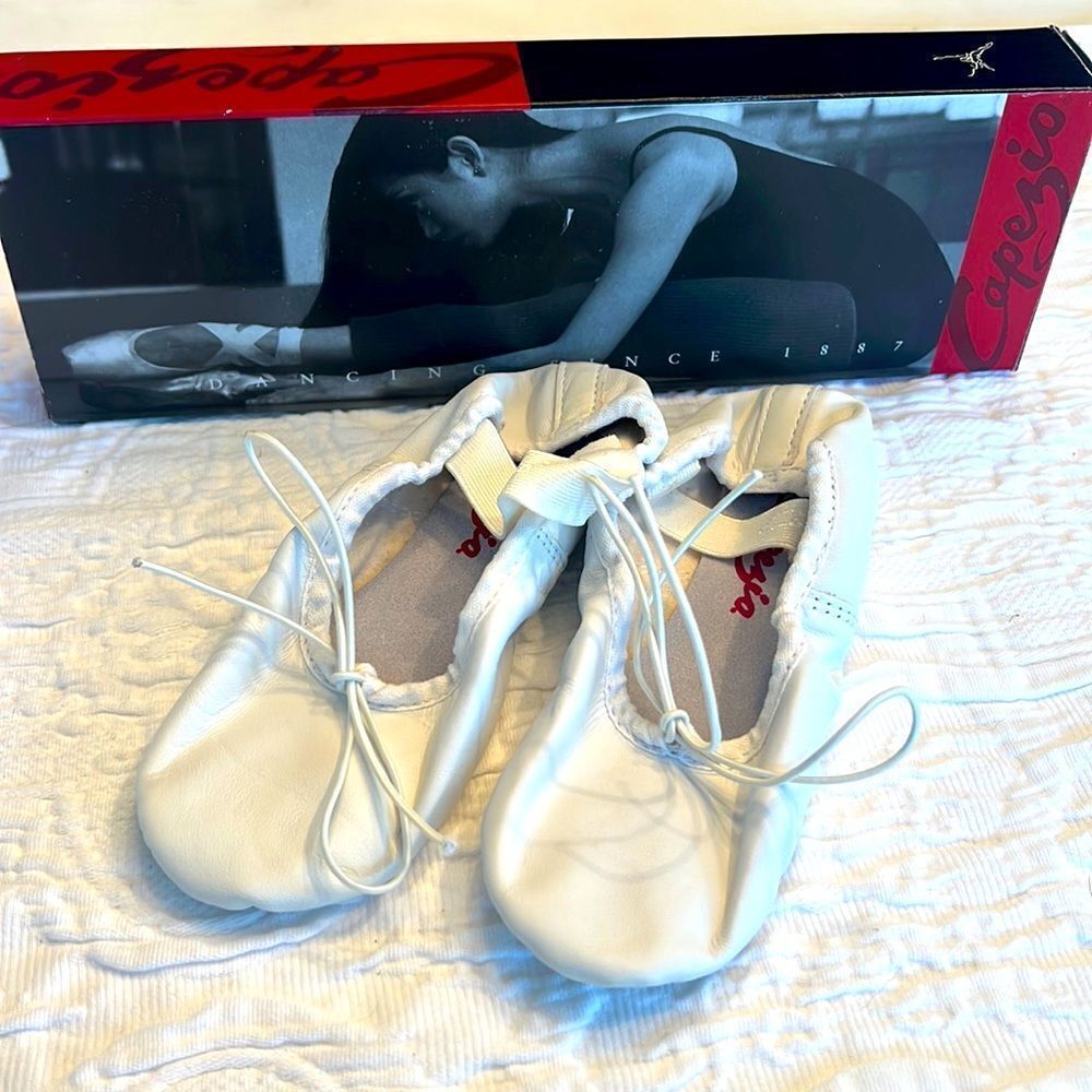 Capezio Teknik ballet slippers shoes white leather New w Box Youth 13 D